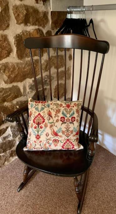 Gorgeous Cozy Cottage With A Heritage Feel, Walks, Pubs & Wood Burner Tideswell Eksteriør billede